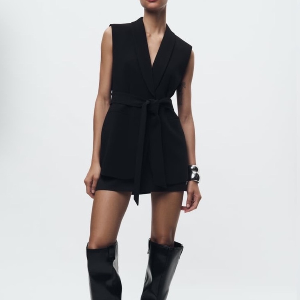 Zara Sleeveless Black Tie-Waist Blazer Vest